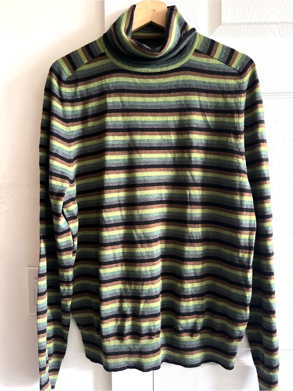 Club Monaco Men’s Multi-Colour 100% Italian Merino Wool Turtleneck Sweater SZ L